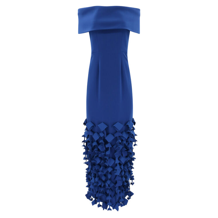 Off-Shoulder Roll Collar Gown With Diamond Hem image number null