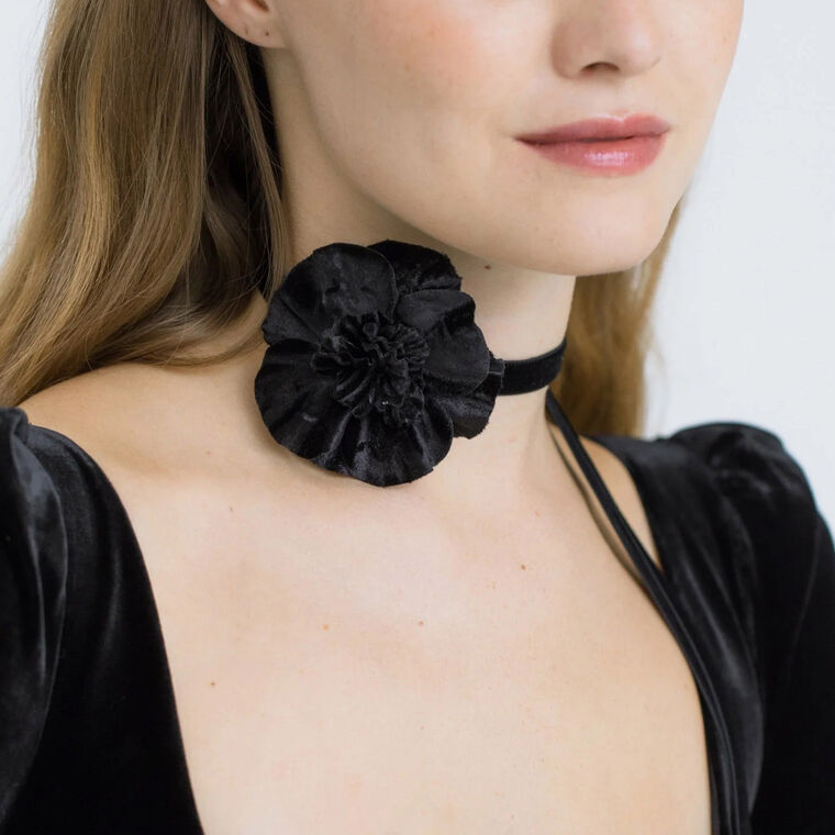 Velvet Posey Ribbon Tie image number null