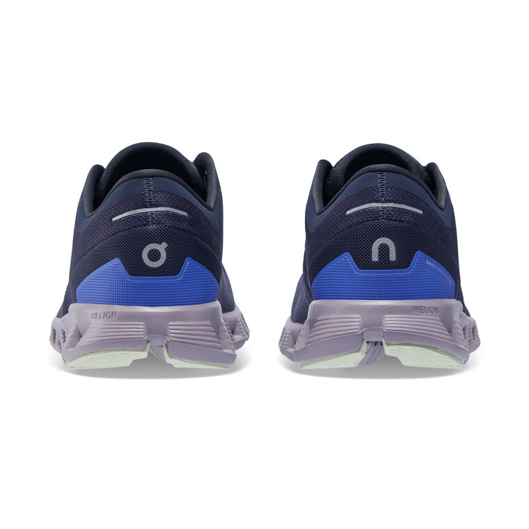 Cloud X 3 Sneaker image number null