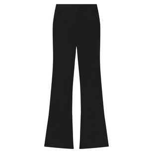 Sophie Pant