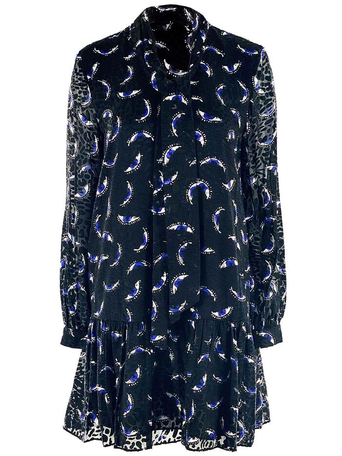 Akila Dress image number null