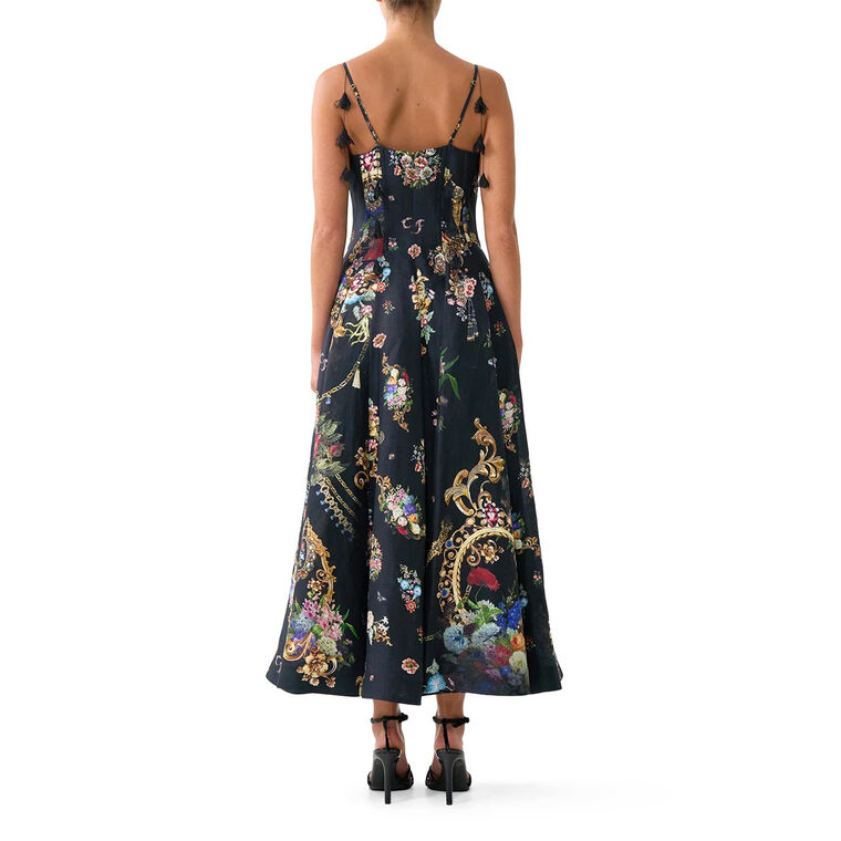Sleeveless Coset Dress With Long Flared Skirt image number null