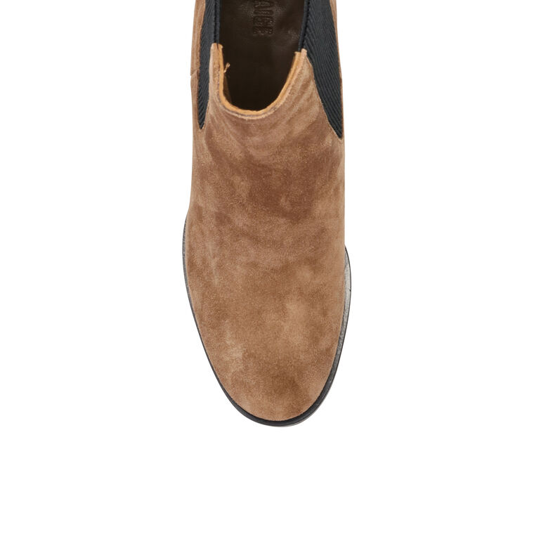 Izzy Platform Chelsea Bootie image number null