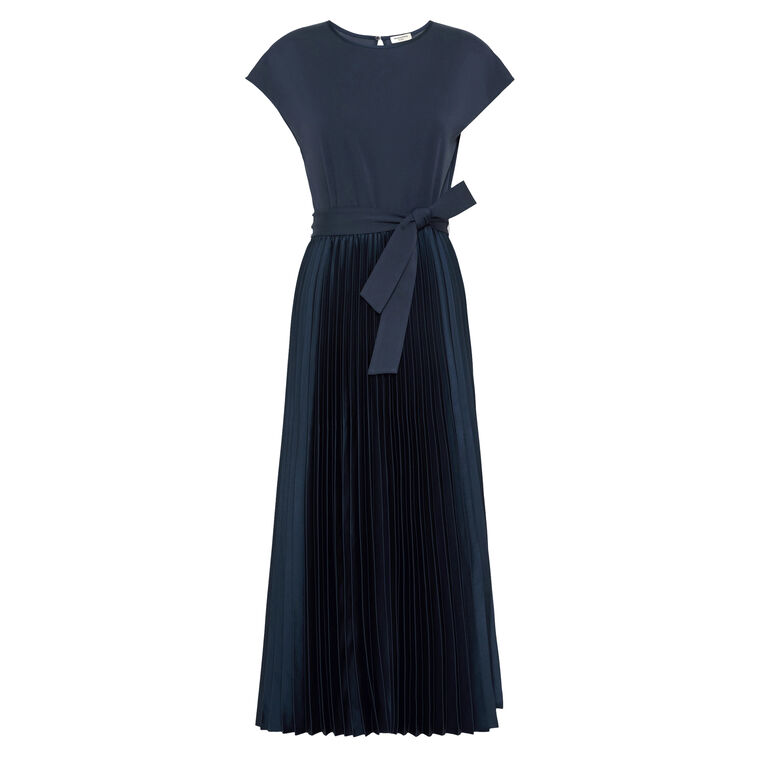 Gela Short Sleeve Pleated Midi Dress image number null