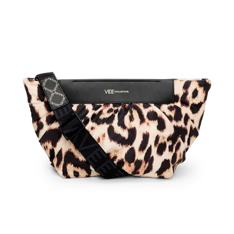 Caba Leopard Clutch image number null