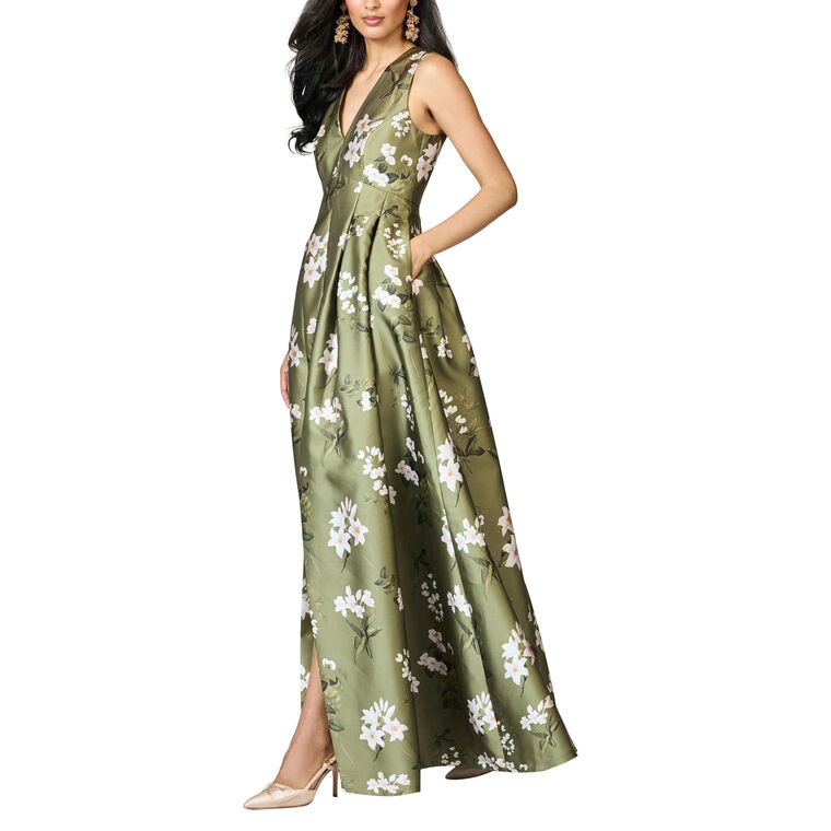 Brooke Gown image number null