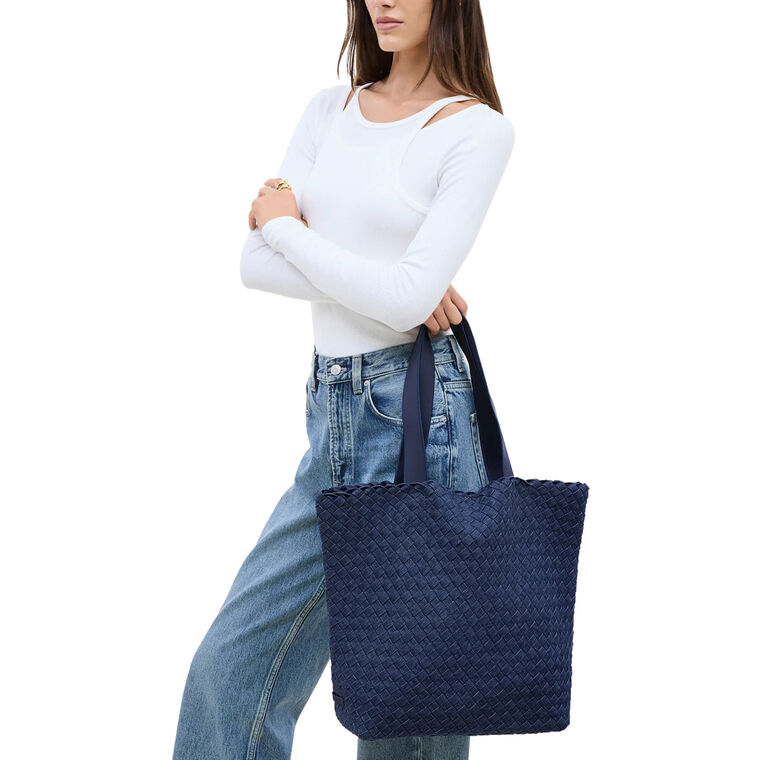 Como Shopper Tote image number null