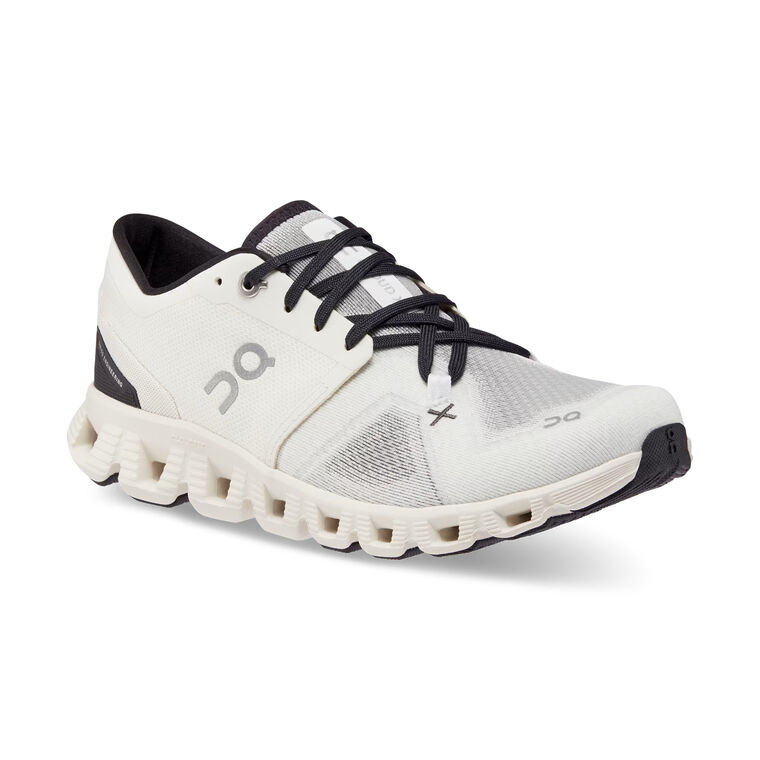 Cloud X 3 Sneaker image number null