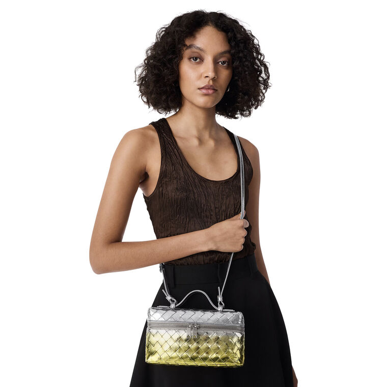 Bang Bang Vanity Case image number null