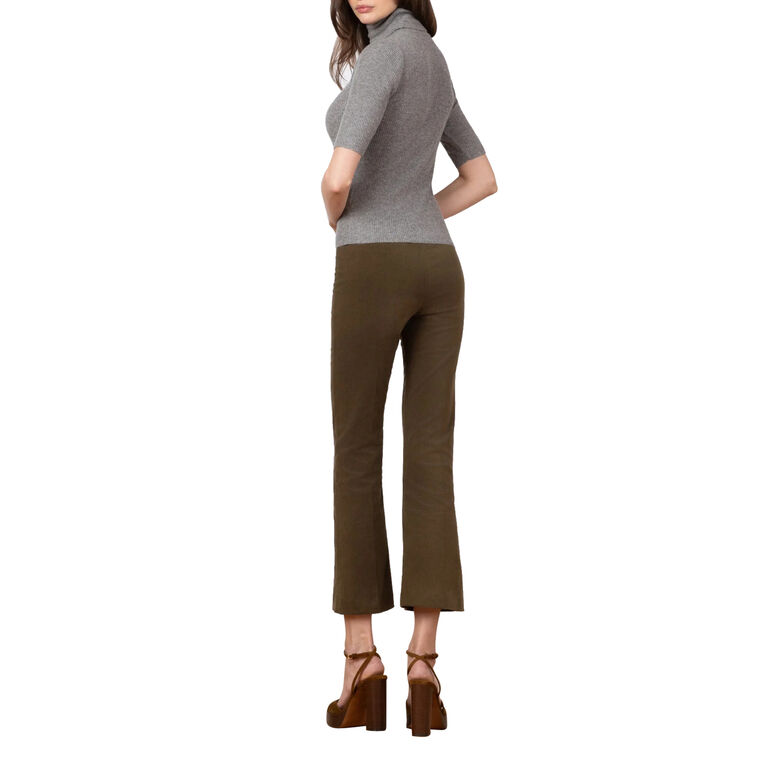 Leo Pant image number null