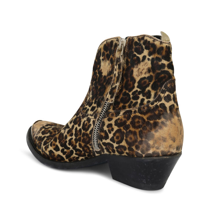 Young Leopard Bootie image number null