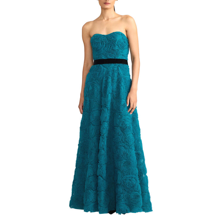 Tulle Applique Strapless Gown image number null