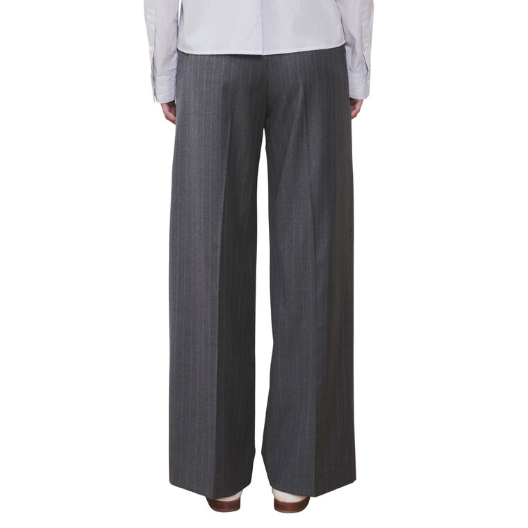 The Avenue Striped Pant image number null