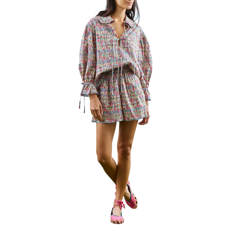 Lura Smocked Short image number null