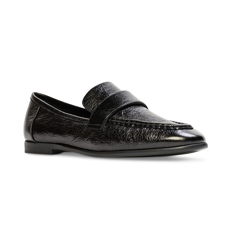 Arrow Crinkle Leather Loafer image number null