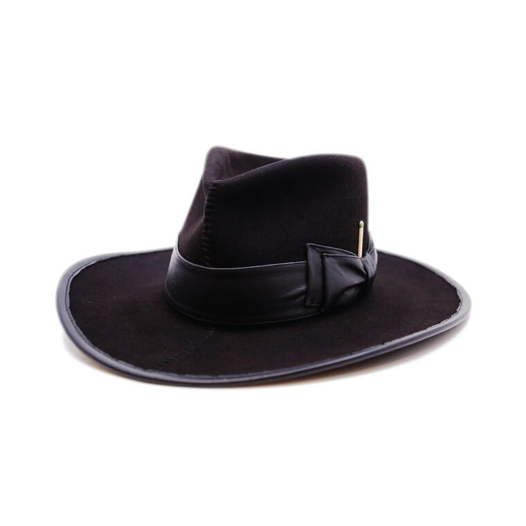 G X N X 2 Felt Hat image number null