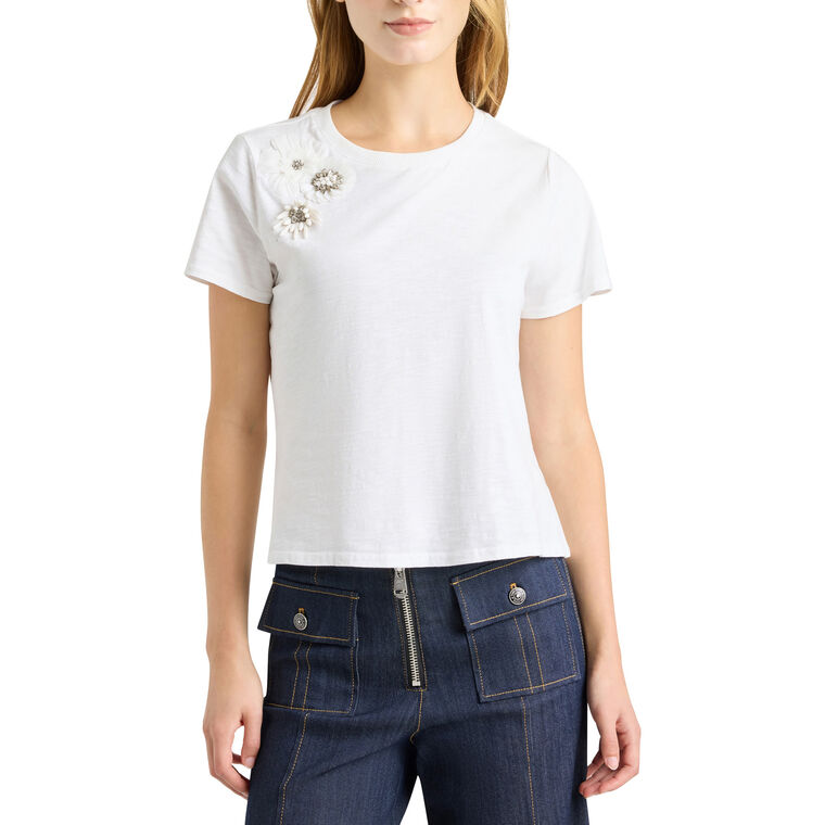 Crunchy Flower Applique Short Sleeve Shrunken Tee image number null