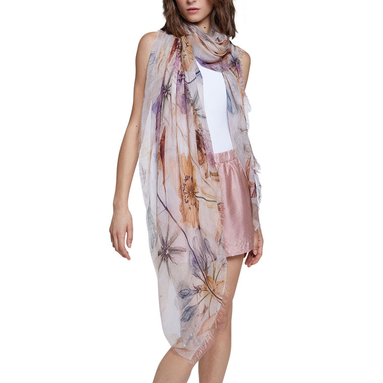 Big Flowers Stole image number null