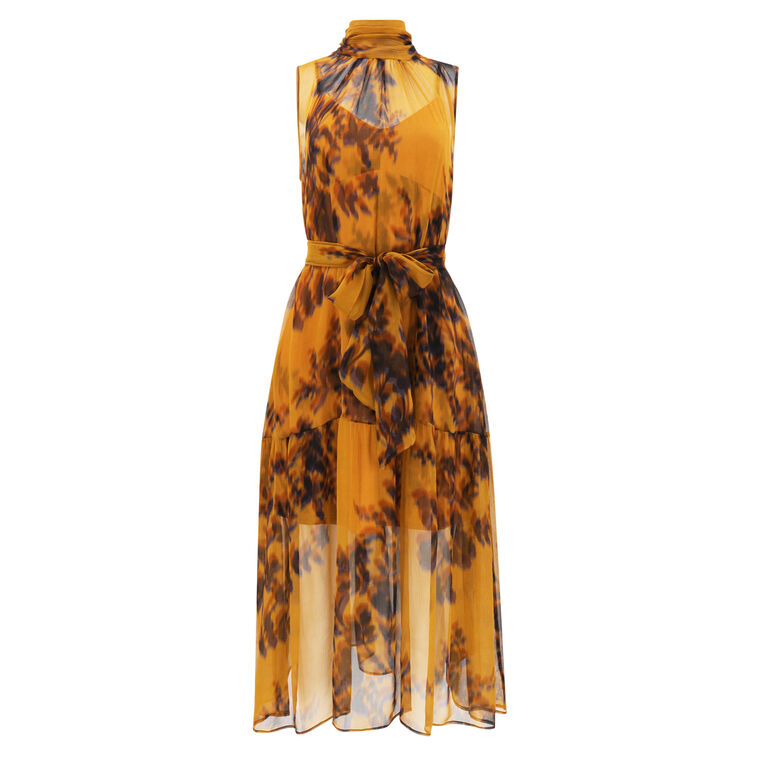 Luna Dress image number null