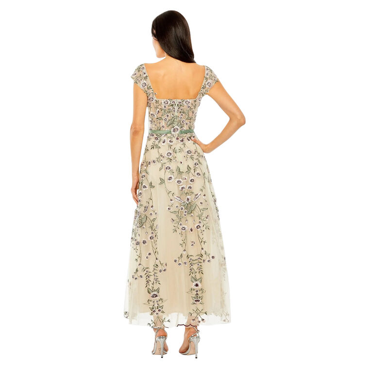 Short Sleeve Ivory Floral Emboidered Sweetheart Neckline Tulle Midi Dress image number null