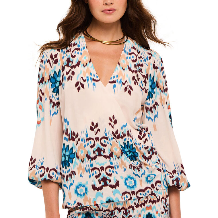 Jocelyn 3/4 Sleeve V-Neck Top image number null