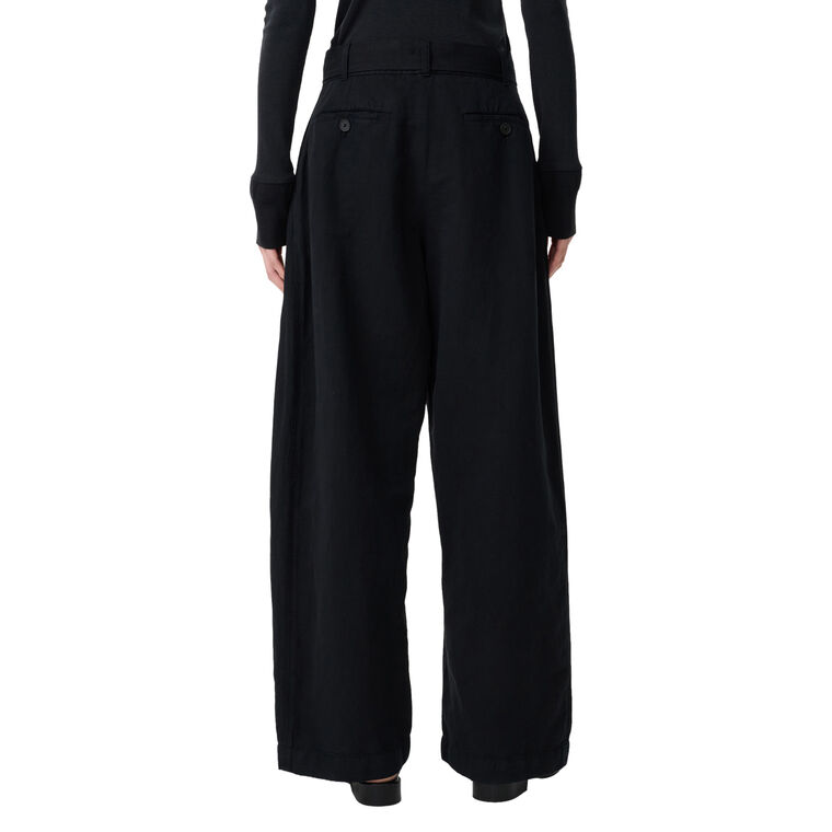 Belted Round Leg Pant image number null