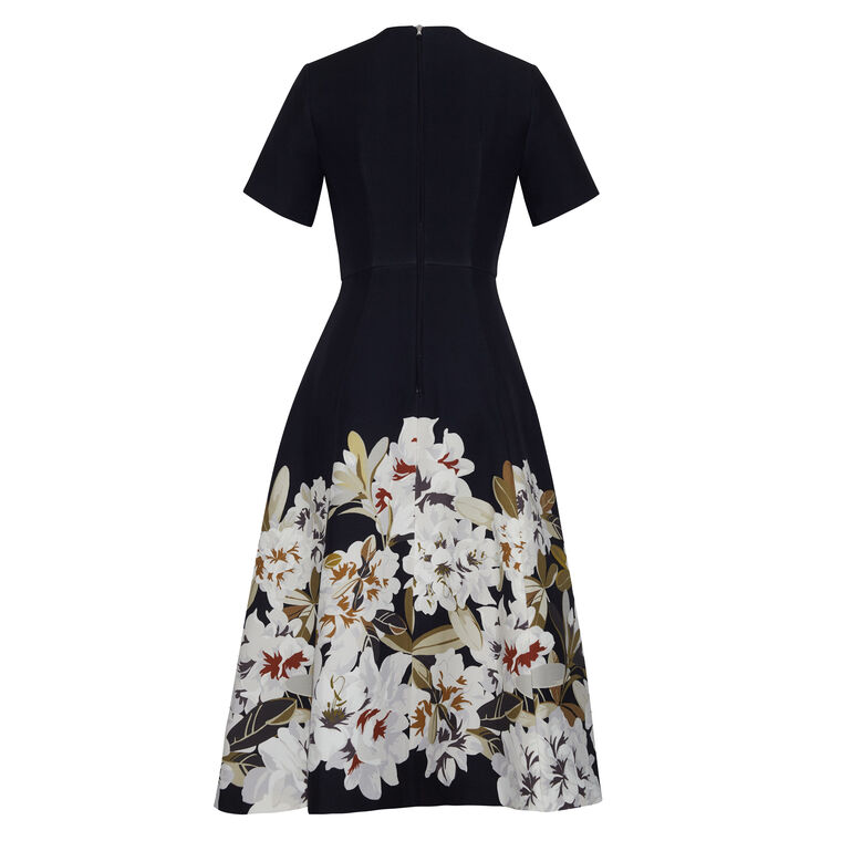 Evangeline Short Sleeve Midi Dress In Printed Silk image number null