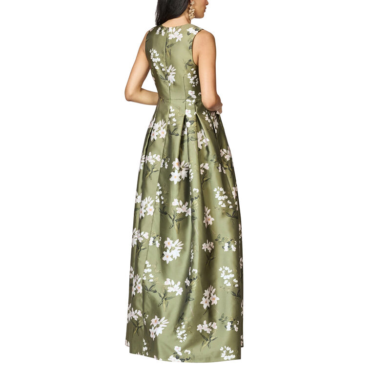 Brooke Gown image number null