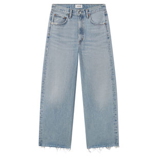 Low Curve Fray Cropped Jean
