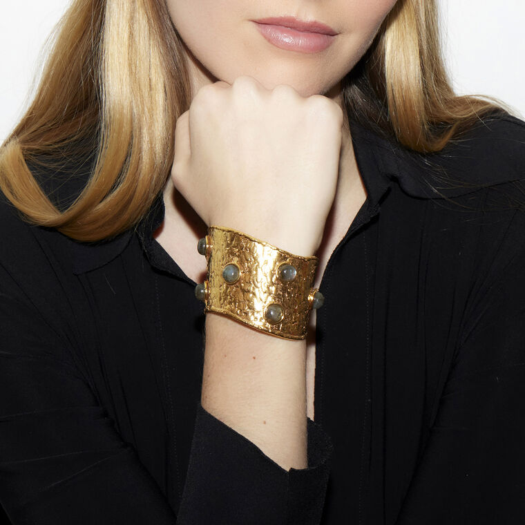 Flow II Cuff image number null