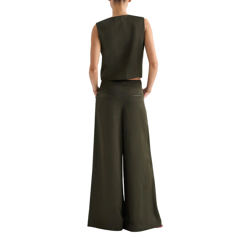 High Neck Hidden Placket Vest image number null