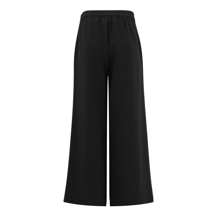 Marta Pant image number null