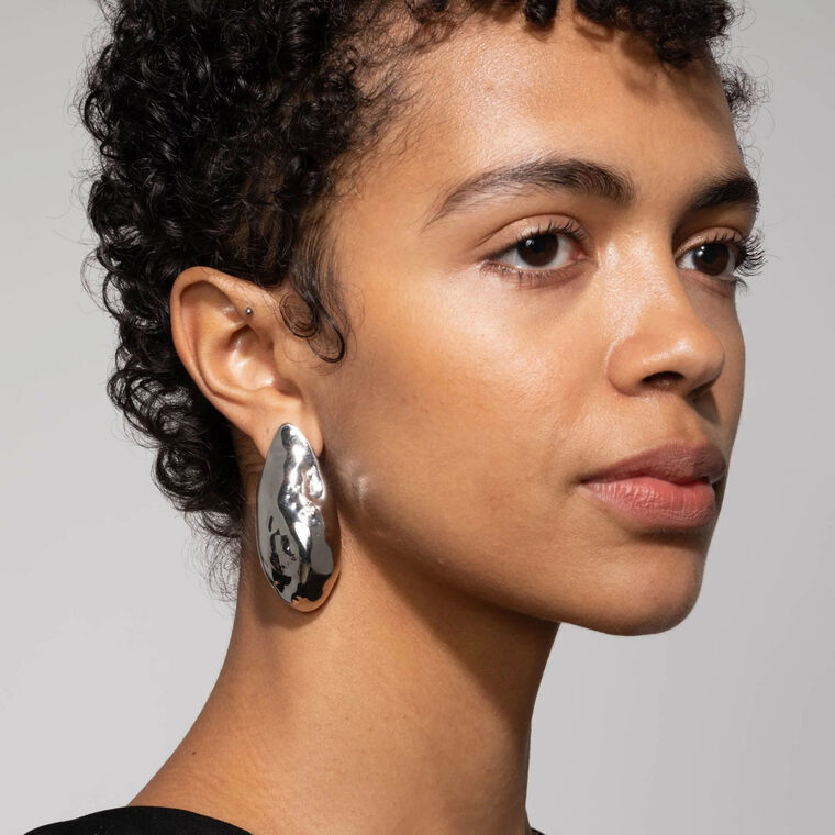 Molten Gold Puffy Teardrop Earrings image number null