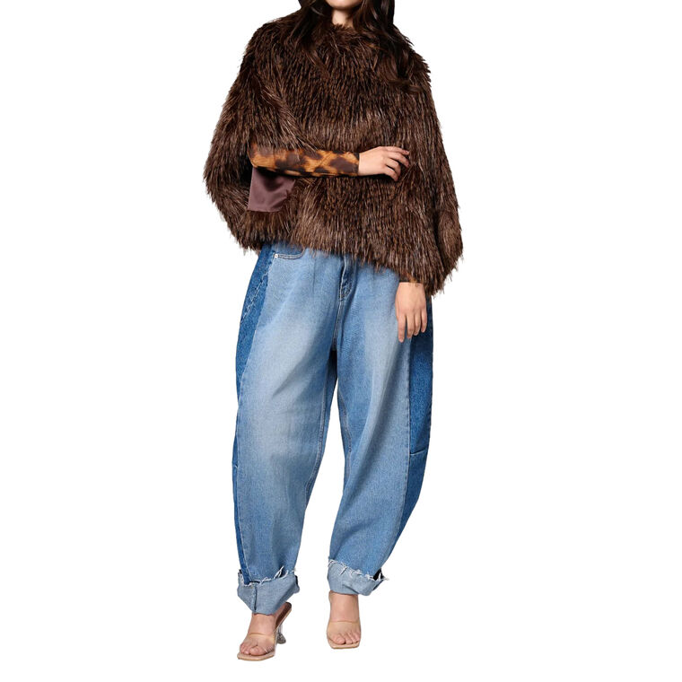 Colette Cape image number null