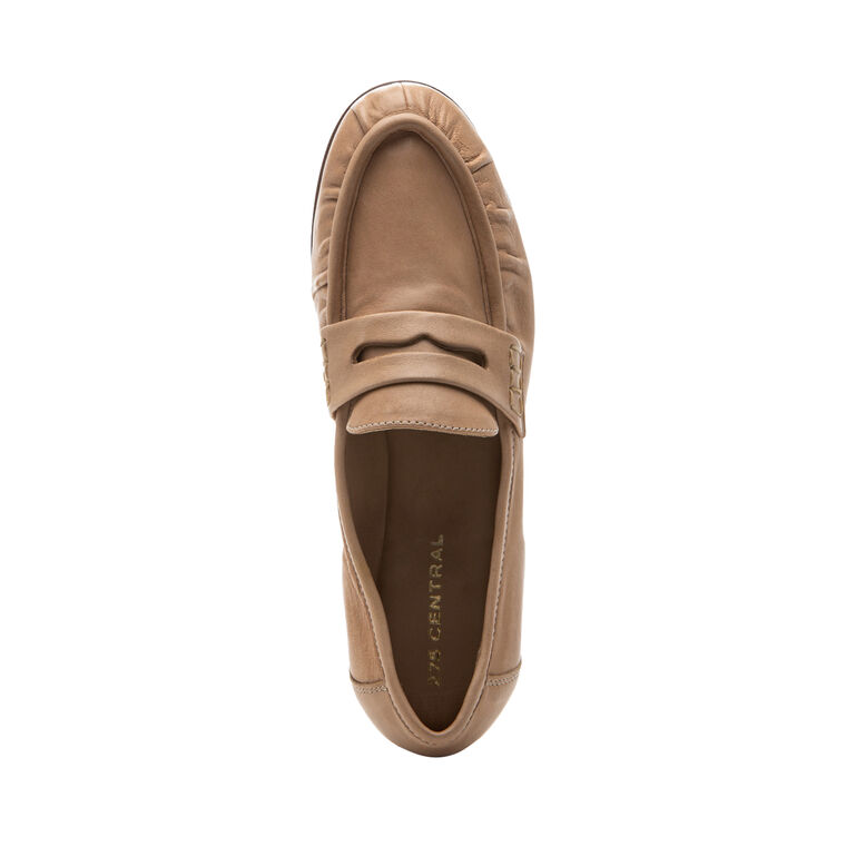 Viola Loafer image number null
