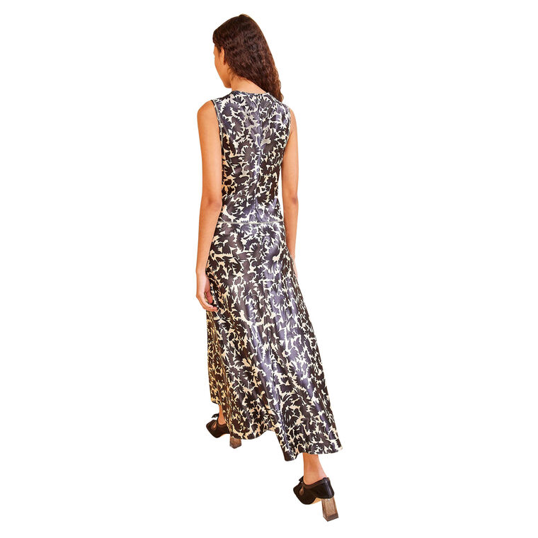 Lisbet Dress image number null