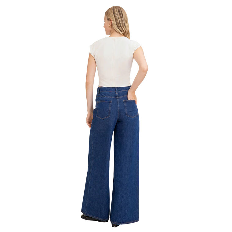 Betty Top image number null