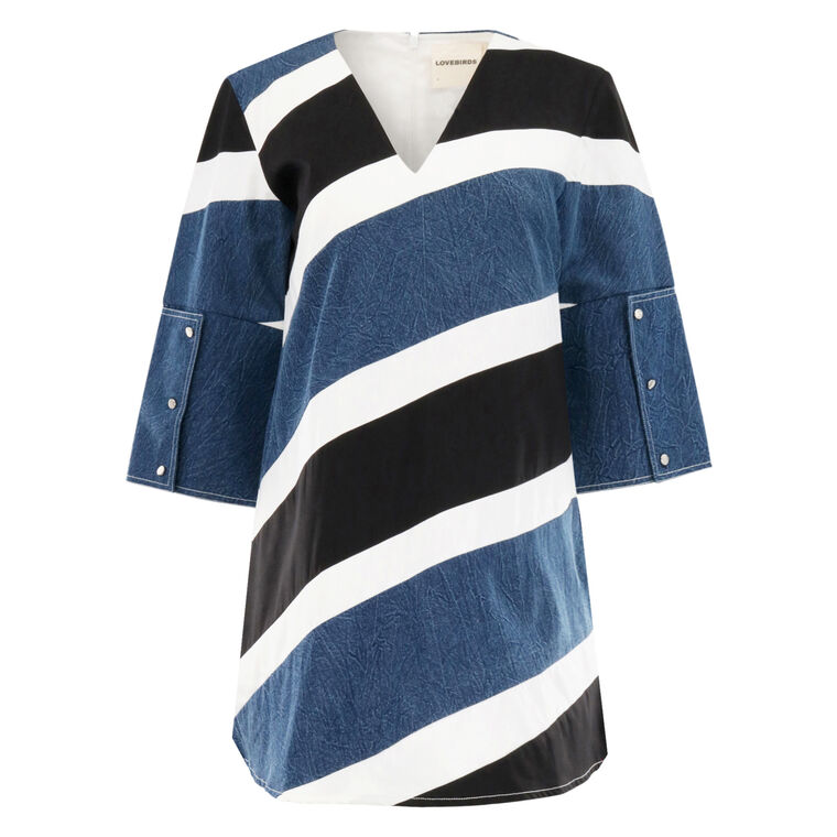 Version Dress image number null