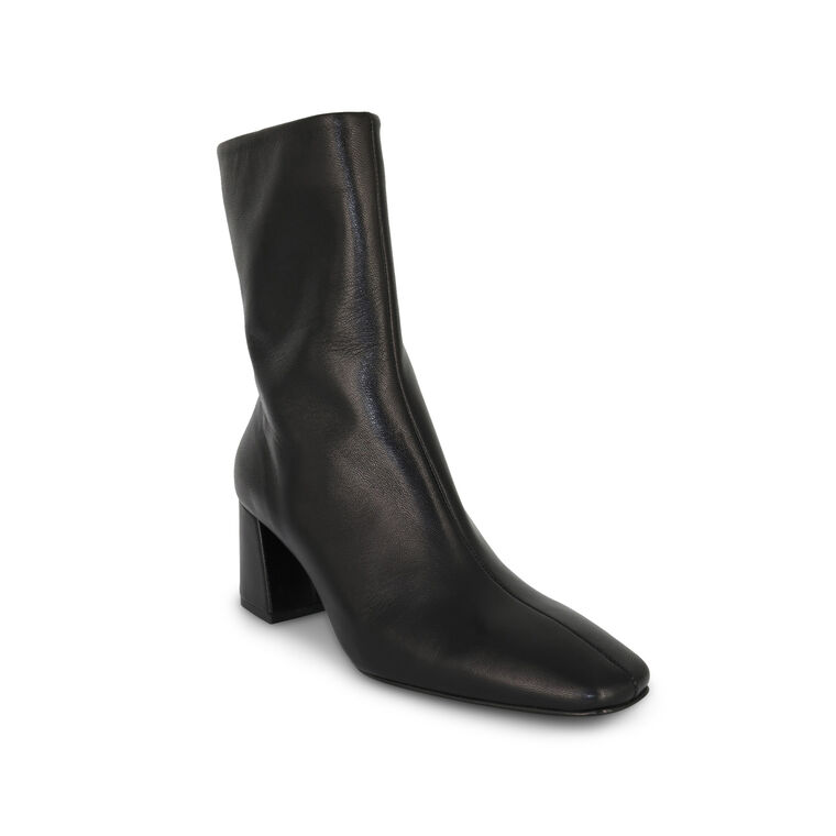 Soft Kid Leather Bootie image number null