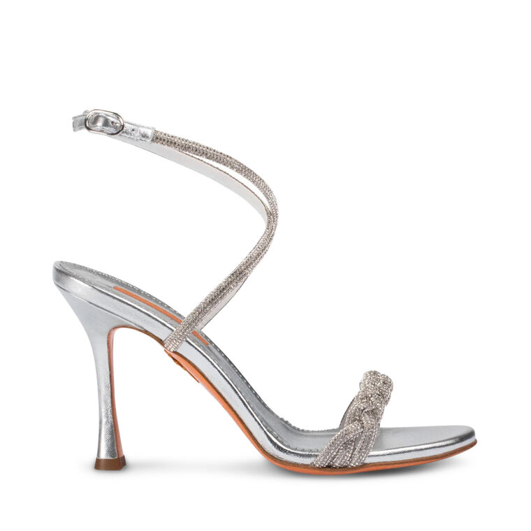 Ava Heels image number null