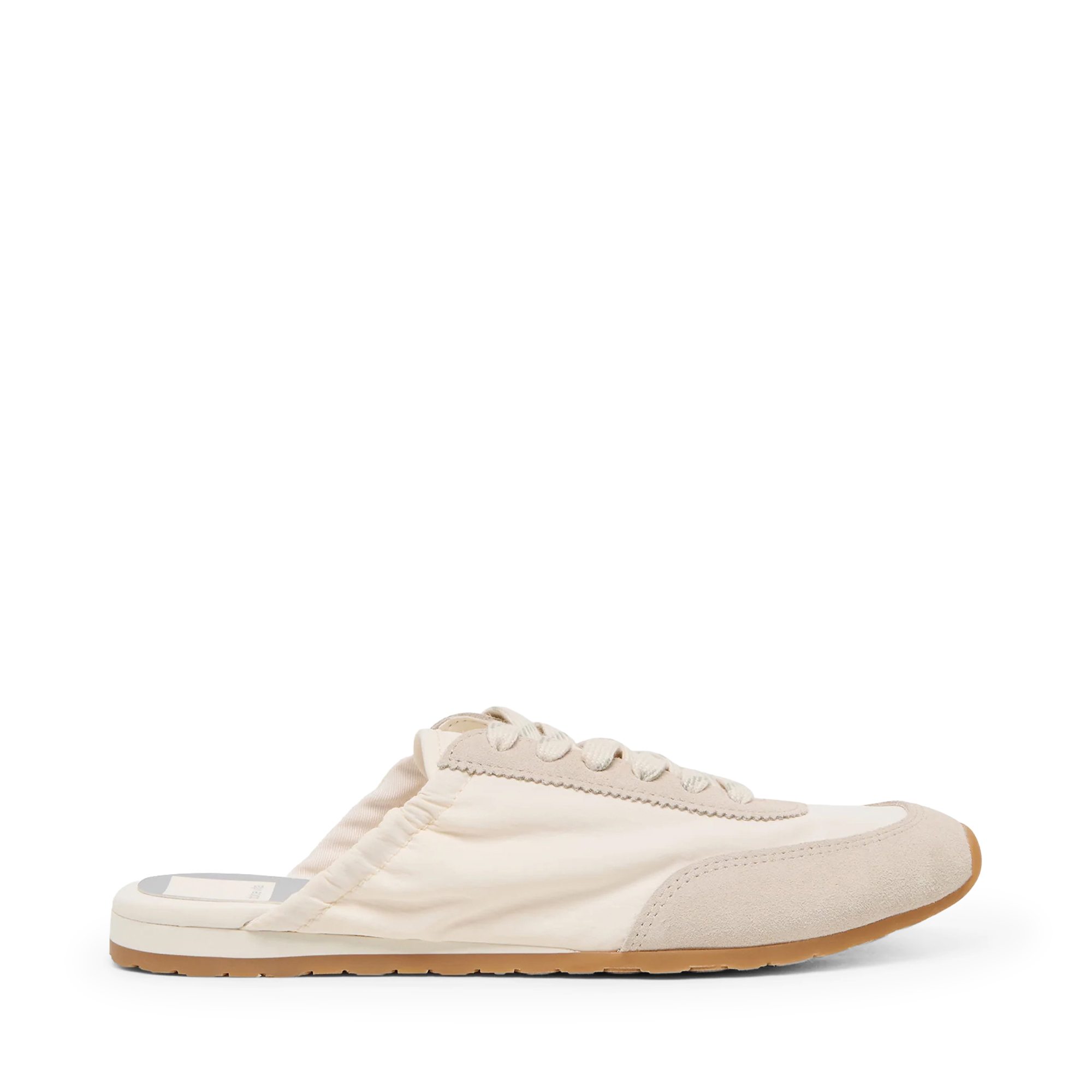 Daris Slip-On Sneaker